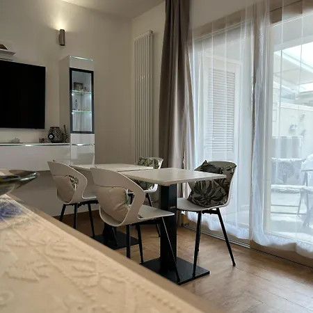فندق مبيت وإفطار Tra Mare & Monti - 3*